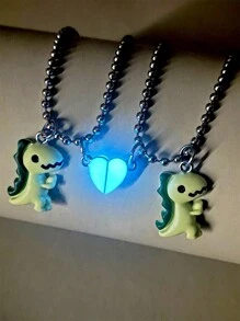 ATLVXJL Set de 2 collares con colgante en forma de corazón de dinosaurio que brillan en la oscuridad, de acero inoxidable, para parejas, regalo del Día de San Valentín - Multicolor - Ver 1
