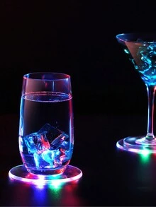 1 个纽扣电池供电，防水 LED 发光杯垫，酒吧派对装饰道具，7 色亚克力发光杯垫，酒吧 KTV 闪光防水底座灯 - 彩色光 - 查看 9