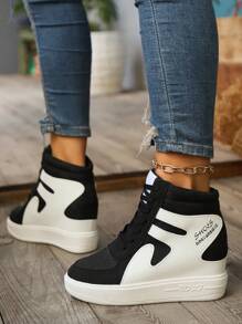 2024 Nouveau style automne/hiver Baskets montantes à lacets avec plateforme de 8 cm, légères, confortables, à la mode, polyvalentes, tout usage, emblème du style de rue