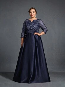 Plus 女士缺口领缎面下摆亮片新娘母亲礼服、婚礼活动礼服、优雅新娘礼服、新娘送礼会礼服 - 藏蓝色 - 查看 3
