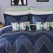 Concord WASHABLE DUVET WITH COVERS AND CUSHIONS - BELK - 查看 2