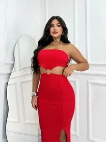 Women's Midi Dress With Strapless Slit And Silver Metal Detail - Red - View 2
