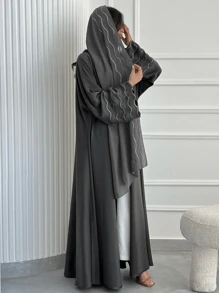 2 件套女士灰色条纹刺绣长袍套装，端庄的阿巴亚长袍，带兜帽和连衣裙 - 灰色 - 查看 6