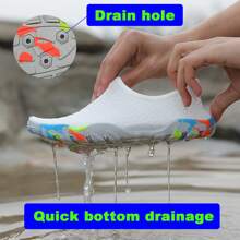 Chaussures rapides à séchage pour hommes et femmes, chaussures aquatiques, chaussures pieds nus, chaussures de plage souples à enfiler, chaussures de sport nautique d'extérieur, respirantes, légères et confortables, convenant pour la piscine, la plage, le surf, la marche et le yoga, la natation