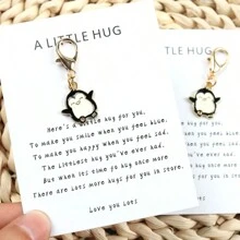 1 件/2 件卡通企鹅钥匙扣:口袋动物拥抱、可爱动物钥匙圈、支持礼物、朋友家人老师礼物、想念你的拥抱礼物、生日、圣诞节、情人节、新年、派对礼物万圣节汽车配件包饰学校字母哥特 Y2k 万圣节配饰教师节 - 黑與白 - 查看 2