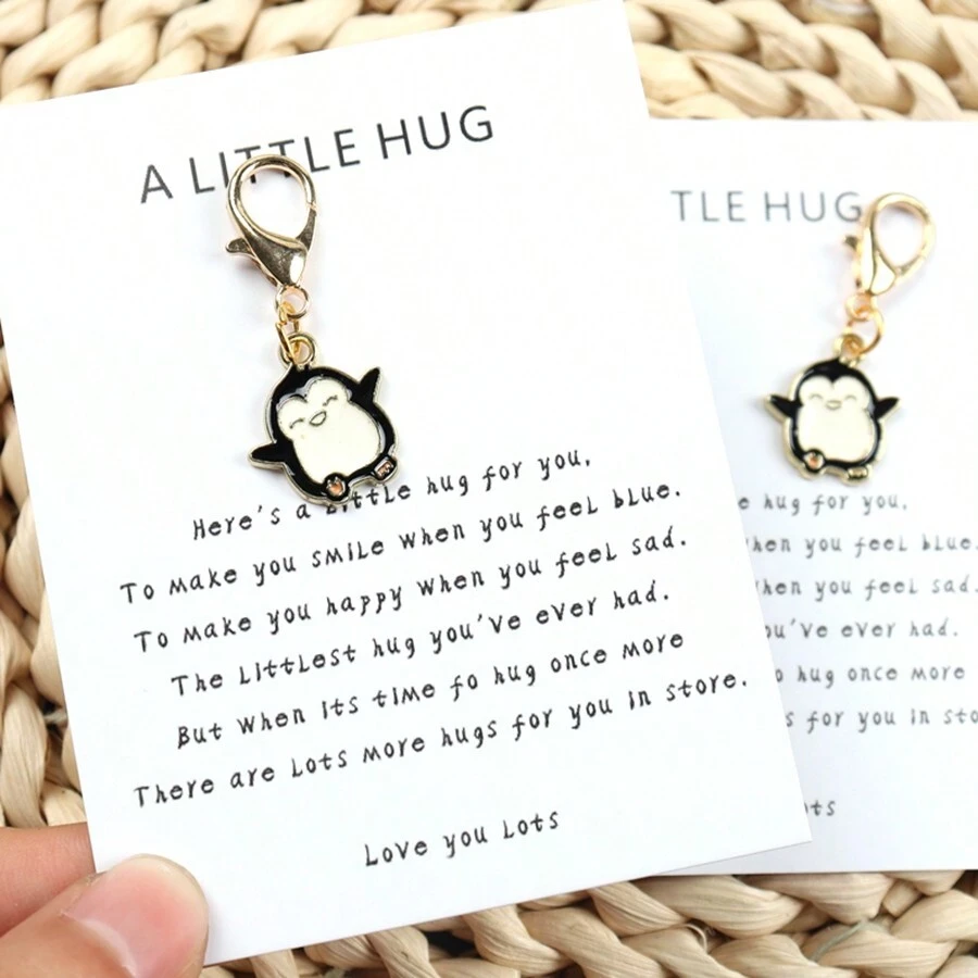 1 件/2 件卡通企鹅钥匙扣：口袋动物拥抱、可爱动物钥匙圈、支持礼物、朋友家人老师礼物、想念你的拥抱礼物、生日、圣诞节、情人节、新年、派对礼物万圣节汽车配件包饰学校字母哥特 Y2k 万圣节配饰教师节