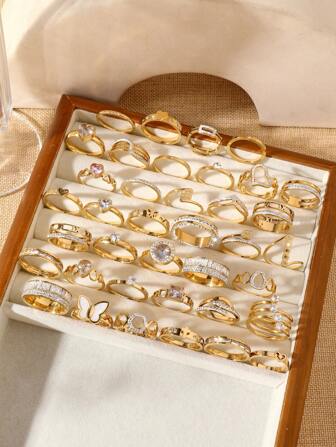 6/8/10/12/16 piezas Conjunto de anillos decorativos de mariposas, pentagramas y amor con brillo en la oscuridad de acero inoxidable de colores, adecuado para uso diario de mujeres, joyería para fiestas, citas y estilos de anillos de bodas, tamaños aleatorios