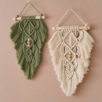 1 件 Macrame 壁挂，手工编织波西米亚风格墙面装饰挂毯，绿色和象牙色叶子和羽毛背景