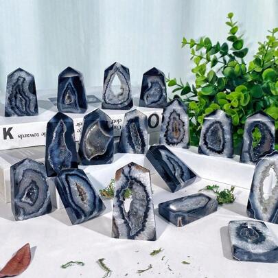 Random 1PC Black Onyx Agate Gate Decoration, Gemstone Jewelry, Glitter, Easter Gift, Women Gift, Girlfriend Gift, Halloween Gift, Christmas Gift, Home Decoration, Party Decoration, Crystal Ornaments, Table Decoration