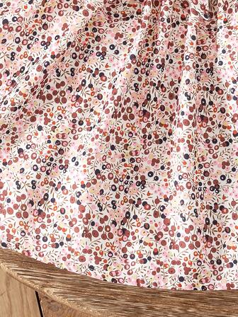 年轻女孩休闲长袖荷叶边袖印花连衣裙和配套腰带