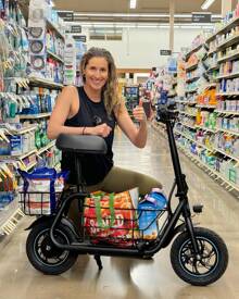 GYROOR Electric Scooter With Seat With 550W Powerful Motor, 20-Mile Range, Speed Up To 18.6MPH, Ample Storage For Pets & Cargo - màu đen - Xem 11