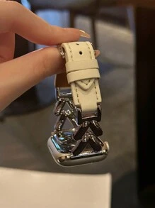 米色皮革表带兼容 表带 女款 41 毫米 40 毫米 38 毫米 44 毫米 45 毫米 42 毫米 49 毫米 Ultra2。时尚皮革表带 V 形金属扣适合表带系列 9 8 7 6 5 4 3 2 1 SE（银色/白色）。佩戴柔软、透气、舒适，兼容 配件