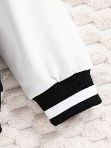 女童字母印花拼色校园夹克