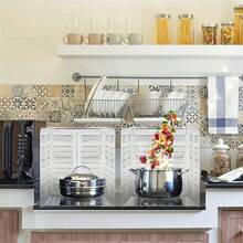 2pcs, Aluminum Foil Splatter Screen Guard - Kitchen Oil Splash Guard, Creative Cooking Heat Resistant Anti-Splash Panel For Stove Top, High-Quality Durable Kitchen Accessory - Multicolor - View 4