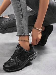 Spring/Autumn New Rose Graphic Thick Sole Casual Shoes, Lightweight Shock-Absorbing Soft Bottom Running Shoes, Women Casual Flat Shoes, Daily Wear Black Cloth Shoes - Black - View 10