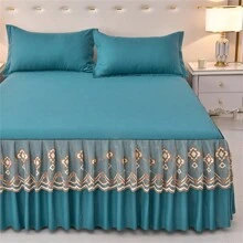 1 件高克重纯色褶皱蕾丝床裙，适合所有季节、卧室、宿舍、酒店、出租屋、办公室等。奢华蕾丝边床裙让您的卧室优雅舒适。仅床裙 - 不含枕套