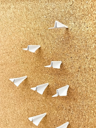 4/8 piezas Alfileres en forma de avión, alfileres decorativos de pared creativos en 3D, suministros escolares