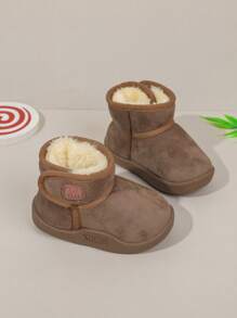 Um par de sapatos infantis novos, botas de neve fofas para bebês no inverno, com design de antiderrapante e sola macia, sapatos de pão para meninos e meninas de 1 a 3 anos, sapatos de bebê acolchoados com forro térmico. - Castanho - Ver 5