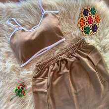 Ana Maria Set - Cargo Skirt + Two-Tone Cropped Top With Thin Straps And Cup | Modern And Beautiful - 鏽棕色 - 查看 2