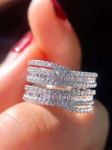 1 件精致闪亮白色方晶锆石微镶嵌钻石戒指，镀白金黄铜，适合女性婚礼和日常佩戴 - 銀色 - 查看 4