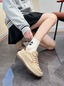 2025 Women's White Casual Sneakers, New Korean Version Ins Style Student Sports Shoes, Platform Loafers For Street Style, Burgundy Color, Fashion Retro Chunky Sneakers, Party & Gift - Brown - View 7