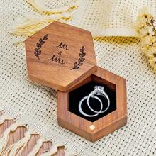 Caja de anillo de madera hexagonal con grabado para ceremonia de boda y compromiso, regalo de cumpleaños y aniversario para mujeres