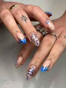 一套完整的24片水滴形按压假指甲，法国高端蛇形辣妹，日韩风格女士指甲贴，搭配1片果冻胶和1片摩擦条，瞬间提升您的外观。适用于派对，舞会，日常休闲装，可拆卸和可重复使用的美甲用品指甲