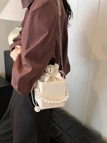 Cord 灯芯绒迷你褶皱抽绳亚克力包，时尚珍珠手提包，秋冬 - 米色 - 查看 4