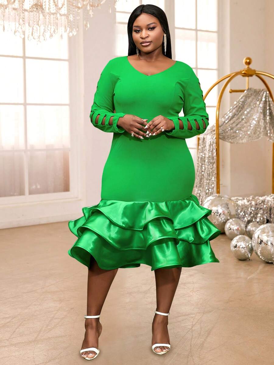 Plus Cutout Layered Hem Dress - Green - View 1