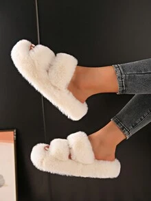 Zapatillas de felpa cálidas para mujer, zapatillas de estar por casa con punta abierta, informales y de fácil puesta, suaves y cómodas para el invierno, con suela antideslizante - Beis - Ver 2