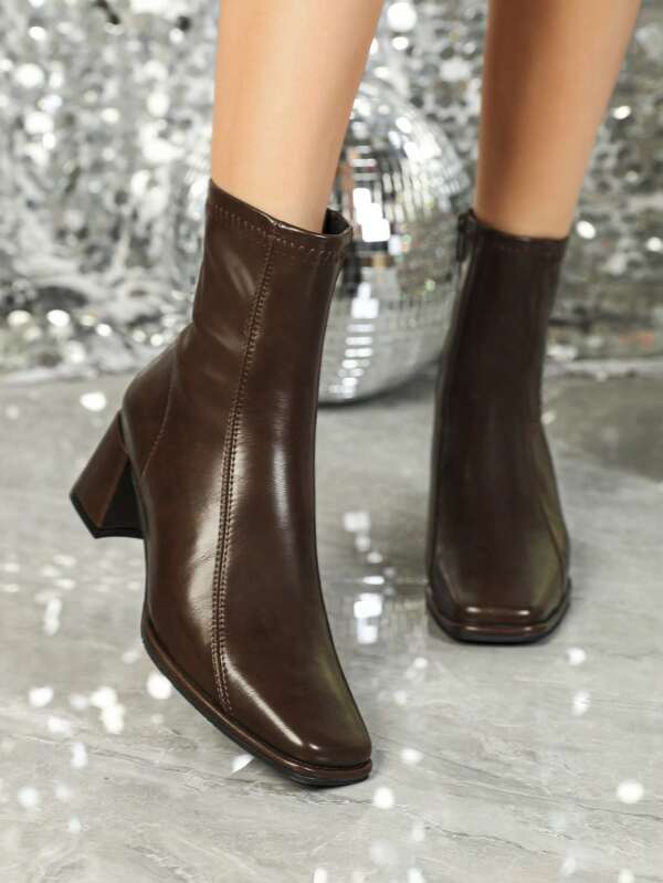 Botas de moda para mujer, botas de caña media con puntera cuadrada, tacón grueso de color café marrón, versátiles y sencillas, nuevas botas de tobillo de estilo francés para otoño/invierno con cremallera lateral, de ajuste elástico ajustado