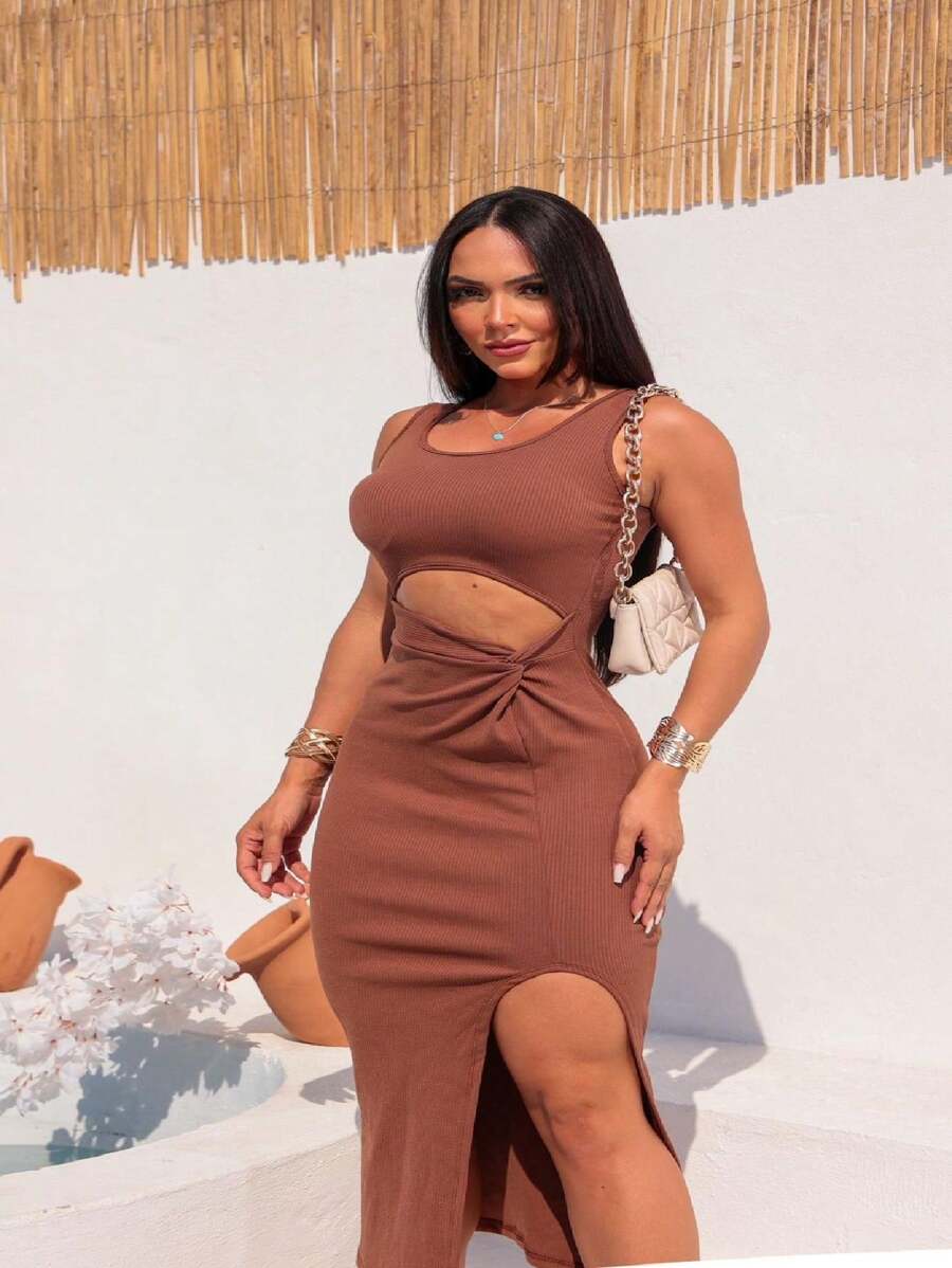 Women's Midi Dress, Ribbed And With A Slight Opening On The Belly And Slit - 鏽棕色 - 查看 1