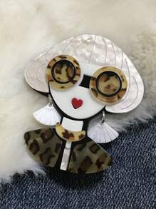 1pc Cartoon Girl Wearing Fan-Shaped Earrings Acrylic Brooch, Handmade Patchwork Cute Bag Accessory Pin, Suitable For All Seasons Jewelry Costume Accessories Bag Charms Office Accessories