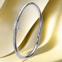 Pulseira Explosão transfronteiriça de  cheia de diamantes, mulheres de cintura pequena, pulseiras de joias de mão de aço de titânio de alta qualidade, fábrica de joias de nicho de luxo leve