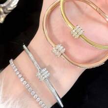 Pulseira Explosão transfronteiriça de  cheia de diamantes, mulheres de cintura pequena, pulseiras de joias de mão de aço de titânio de alta qualidade, fábrica de joias de nicho de luxo leve