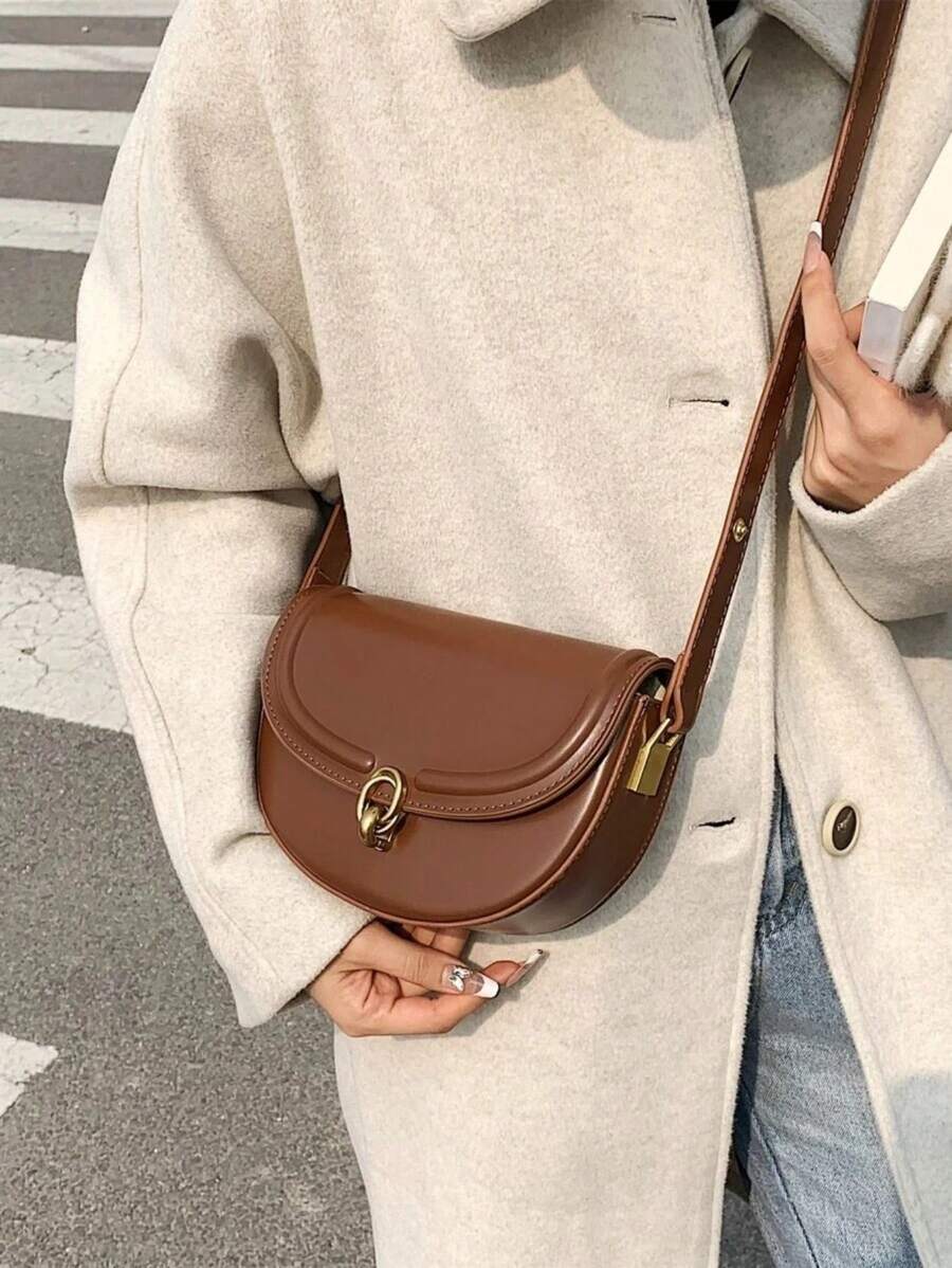 金属锁扣翻盖马鞍包 女士通勤单肩包