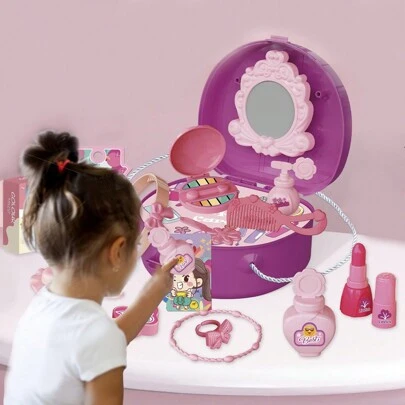 1 套儿童化妆玩具模型化妆玩具假装化妆玩具套装适合女孩，配有粉饼、口红、发夹和梳子（非功能性）
