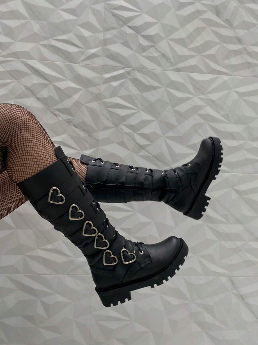 Bota de piel para mujer con hebillas en forma de corazón - Negro - Ver 1