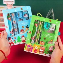 6pcs/Set Christmas Cartoon Theme Stationery Gift Box For Kids, Elementary School Students Christmas Party Supplies, Learning Gifts (Pencil/Pencil Sharpener/Eraser/Memo Pad/Ruler)