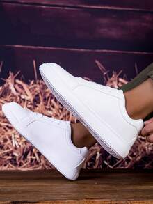 男女通用厚底休闲白色运动鞋