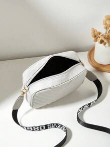 Fashionable Women's Quilted One Shoulder Crossbody Handbag - White - View 6