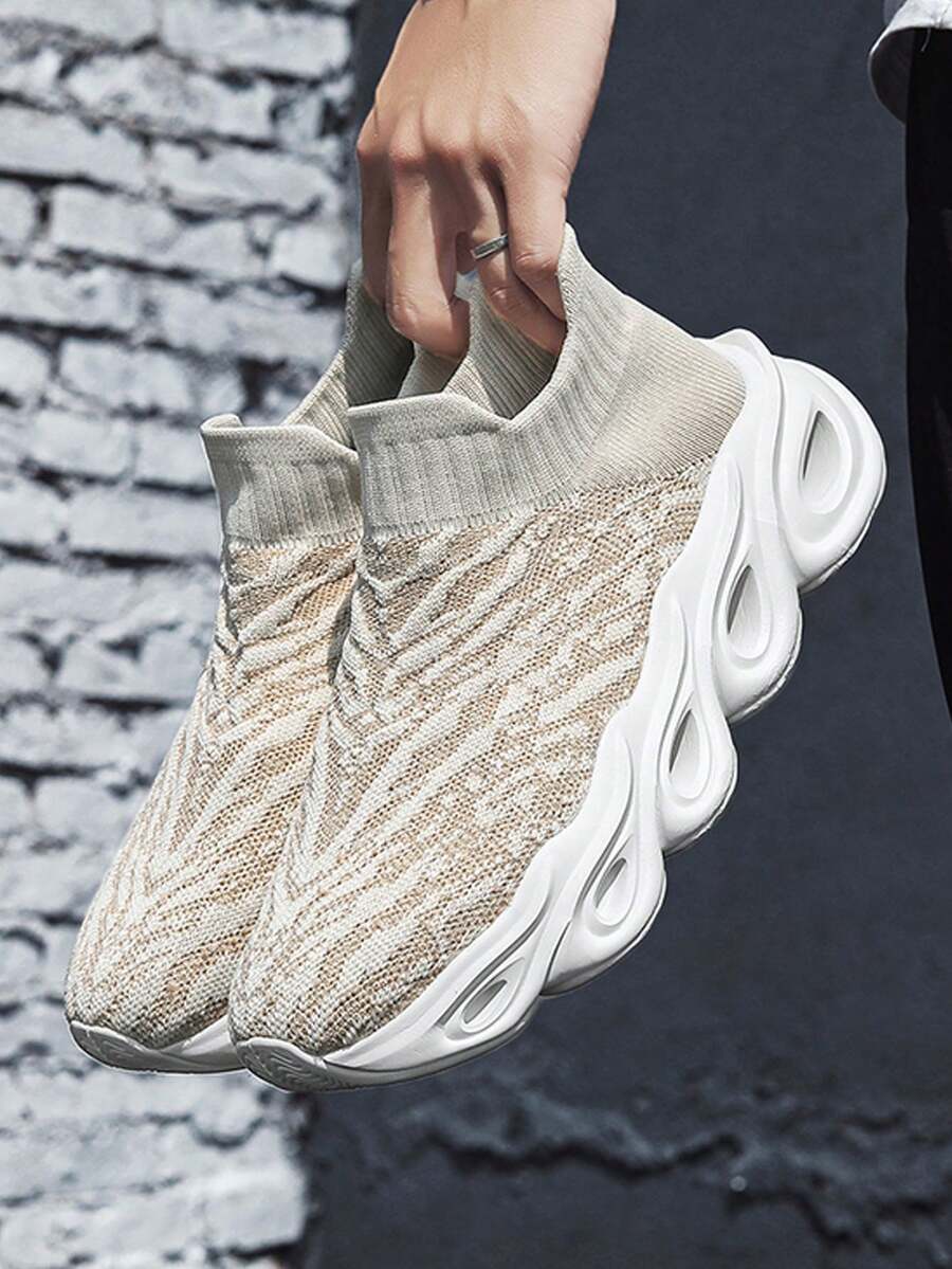 Giày thể thao nam mới, đế mềm chống trượt, thoáng khí, đi tất - Màu be - Xem 1