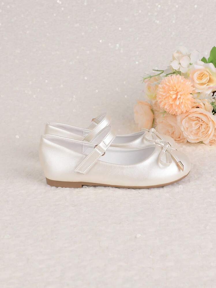 Girls' Mary Jane Flower Girl Wedding Party Bridesmaid Ballet Flats Suitable For Toddler, Little And Big Kids - Champagne - View 3