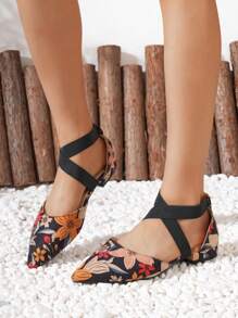 Retro Floral Hollow Cut-Out Elastic Band Pointed Toe Flat Sandals For Women