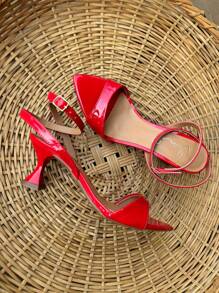 Low Heel Sandal With Leaf Toe - Red - View 2