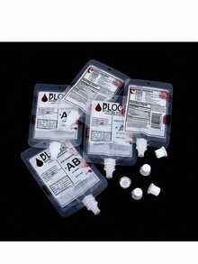 20 Pieces Halloween Cosplay Drink Container, 250ml Vampire Blood Bag, Zombie Drink Bag, PVC Water Bottle Decoration, Halloween Party Decoration, Halloween