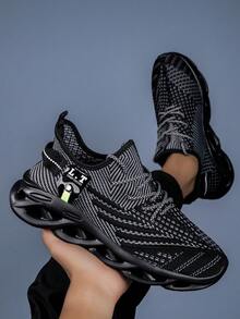 Zapatos deportivos con cordones para hombre, zapatillas casuales transpirables de malla, ligeros y transpirables, adecuados para correr, baloncesto, entrenamiento en gimnasio, calzado deportivo antideslizante de gran tamaño - Negro - Ver 5