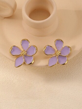 Hegaze 1 par unika blommiga lila örhängen