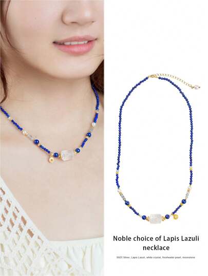 VE 1 件高品质银质天然青金石和水晶项链，体现自然之灵，蓝色光芒展现其独特魅力。它不仅是一款优雅的颈饰，还是灵魂的护身符，象征着智慧、心灵的平静，带来宁静和自信。天然宝石颜色随机。