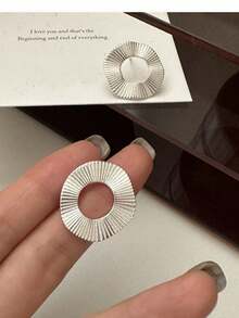 BALMORA 1 Cặp Bông Tai Hình Học Tròn Xếp Ly Bằng Bạc Sterling S925 Tối Giản Và Mát Mẻ, Quà Tặng Cho Bạn Bè - Bạc - Xem 2